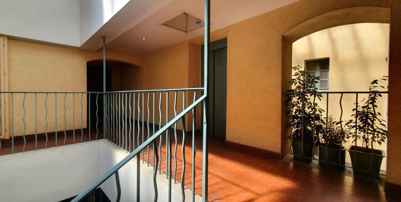 Loft 80M2 En Plein Coeur De La Vieille Ville 3 Etoiles Toulon Exterior foto